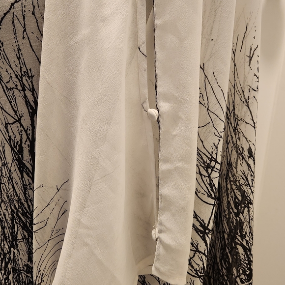 Top - Picture 5 of 8